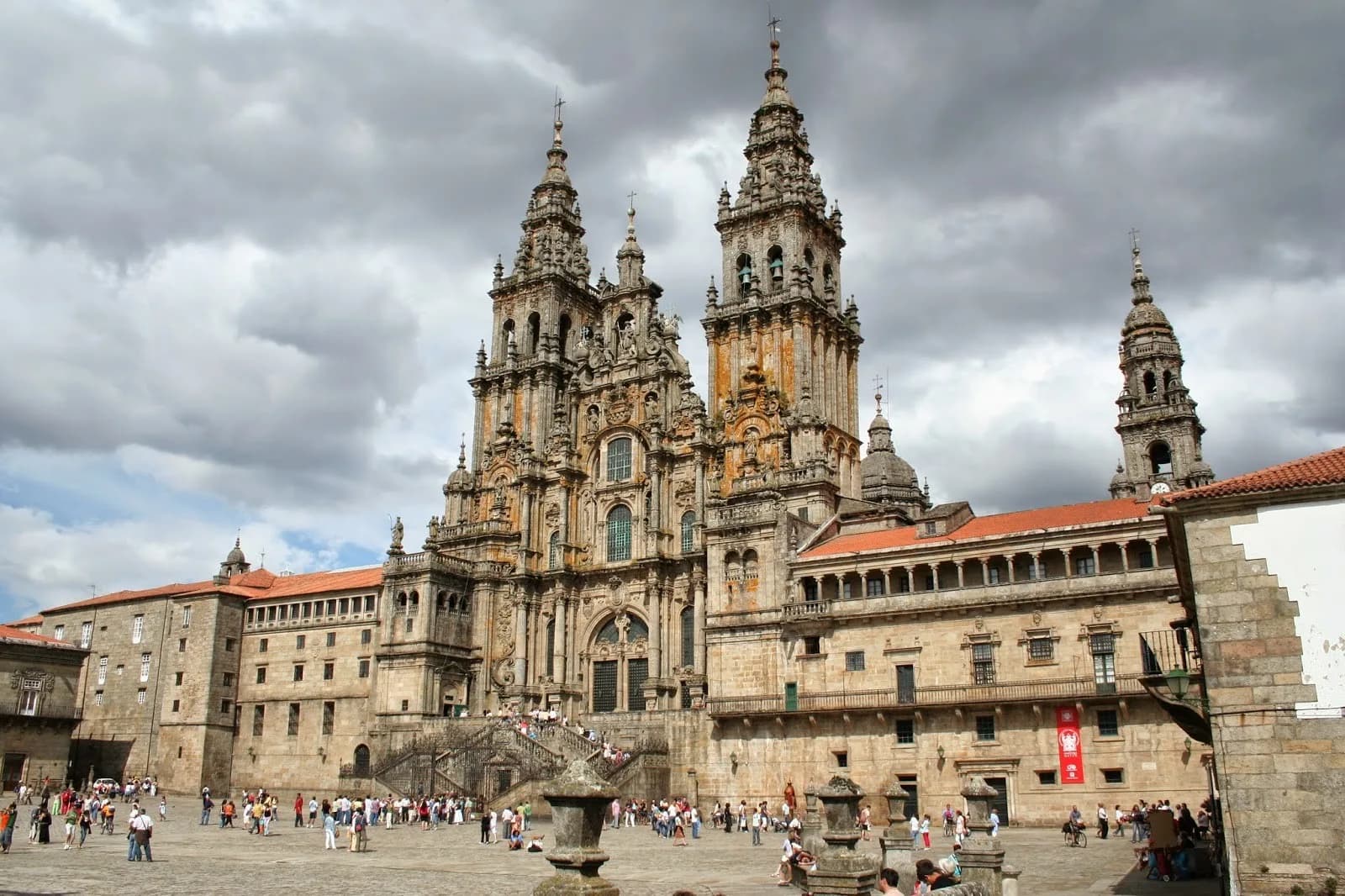 PORTUGAL COM SANTIAGO