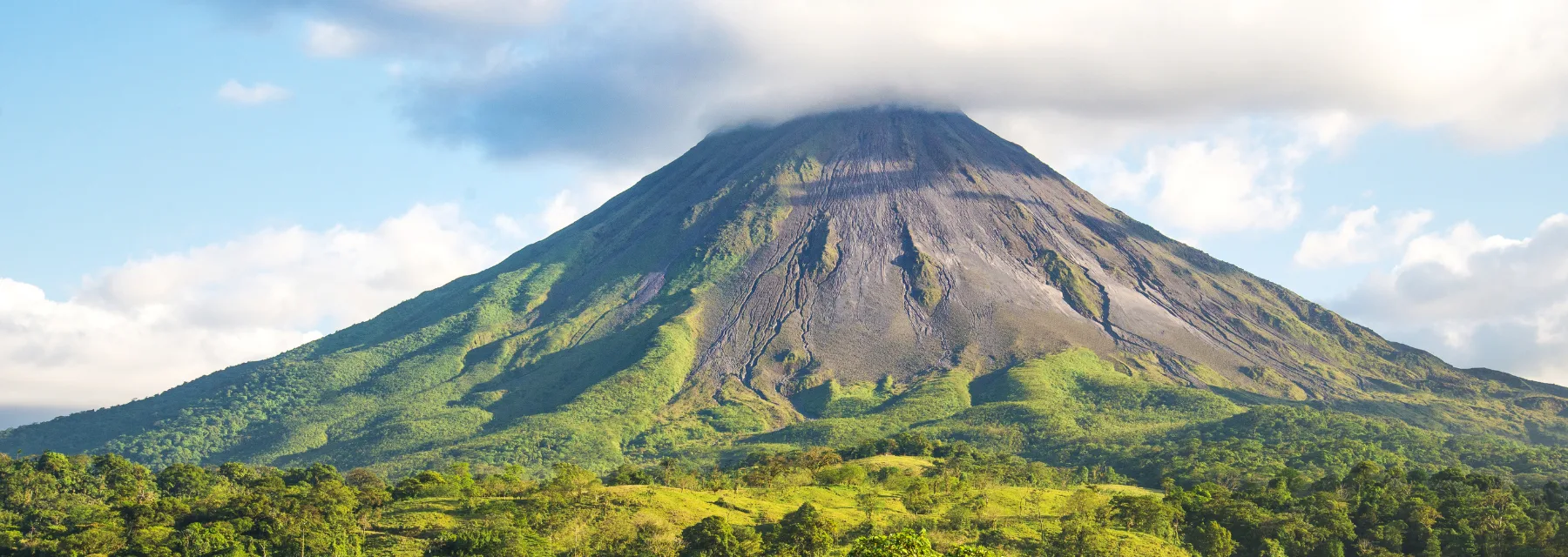 Costa Rica: O Santuário do Ecoturismo e da "Pura Vida"
