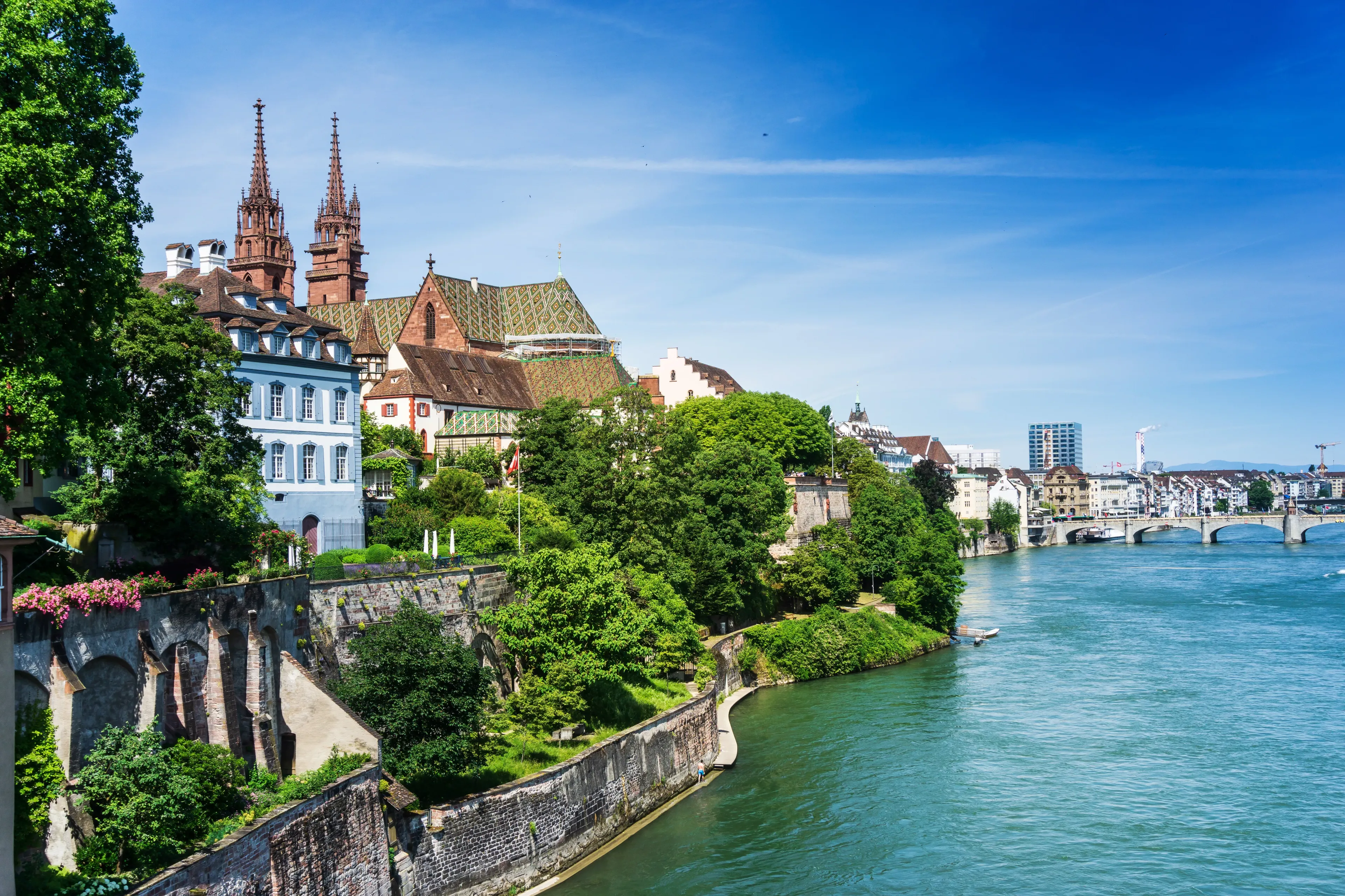 De Viena a Basileia: um conto de fadas à luz do verão