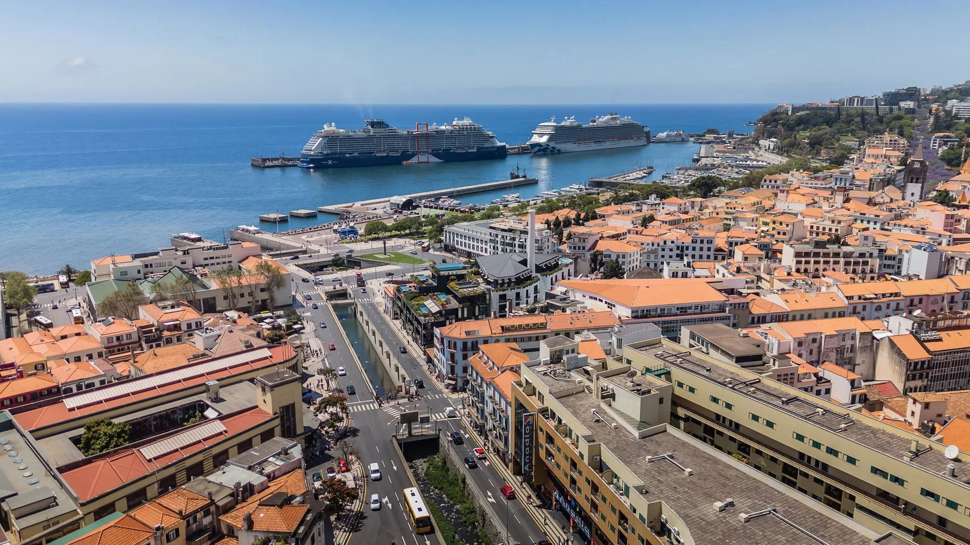 do Porto a Funchal