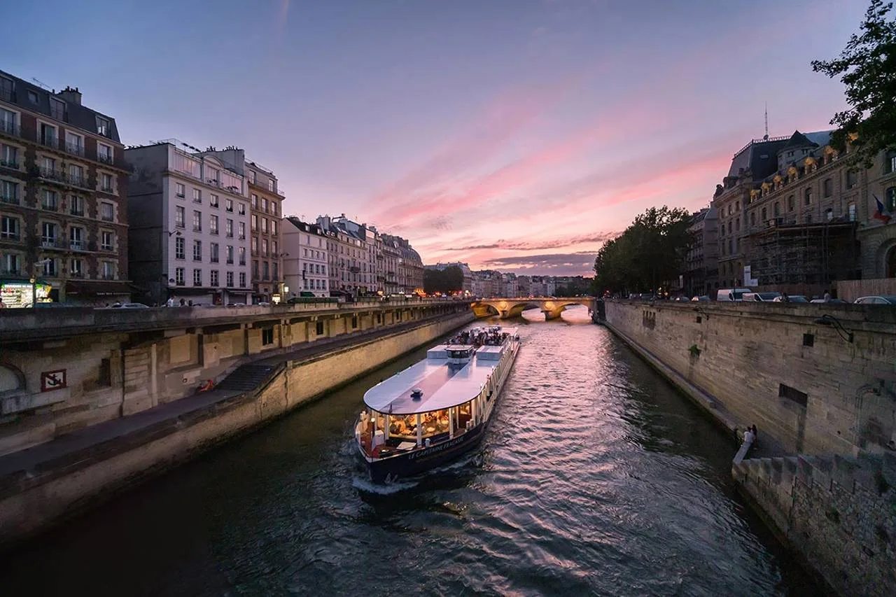 FRANÇA: O RIO SENA DE PARIS AO HAVRE