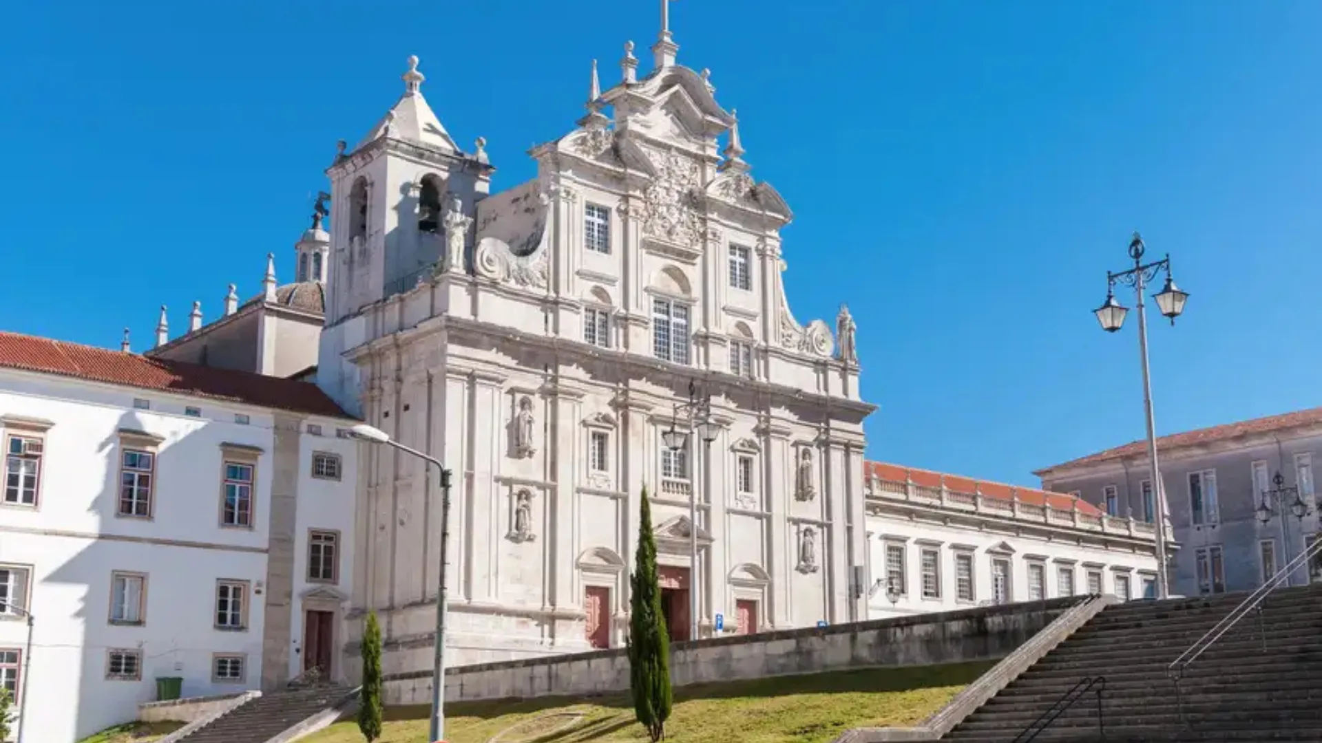 PEREGRINAÇÃO A PORTUGAL COM PE. BENÊ E DIÁCONO MARCELINO